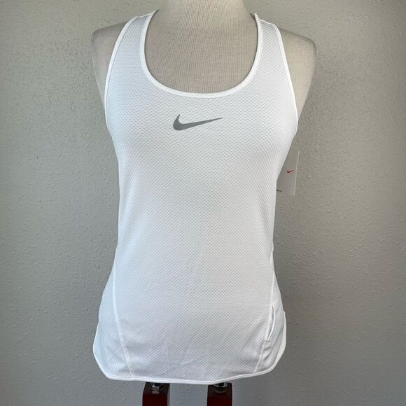 NWT Nike Aeroreact Dri-Fit White Athletic Tank Top Size XS - Picture 1 of 9